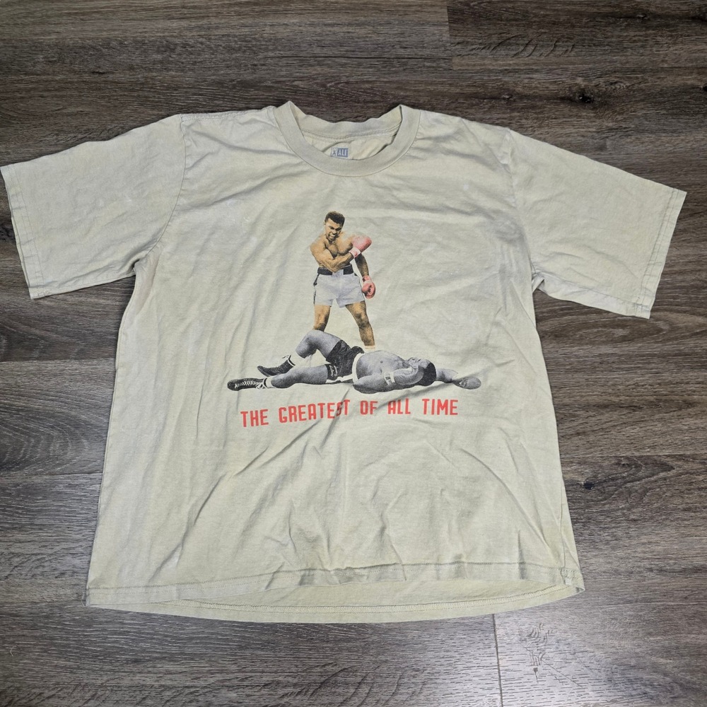 Muhammad Ali Mens Large T-Shirt Tan Greatest Of All Time Boxing Graphic Quote